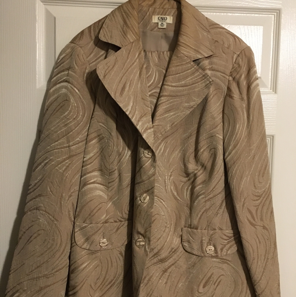 Dress suit